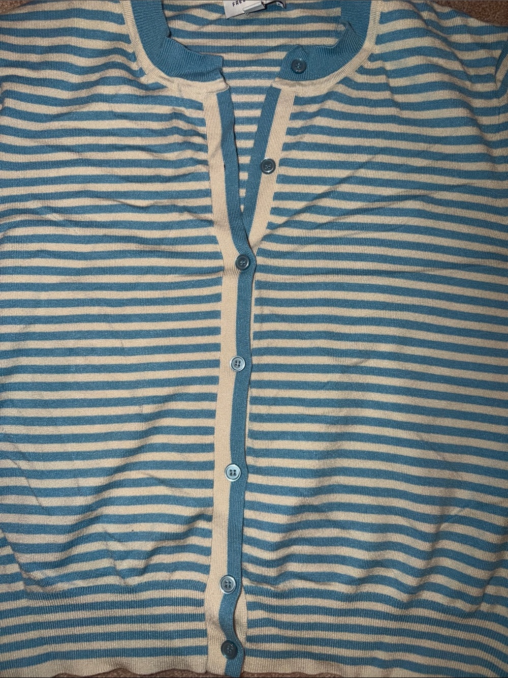 Button up cardigan - Picture 2 of 2